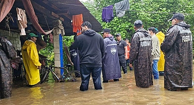 El Salvador’da sel ve toprak kayması can aldı: 11 ölü
