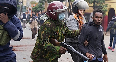 Kenya'da mahkeme ordunun sokaklara inmesine izin verdi