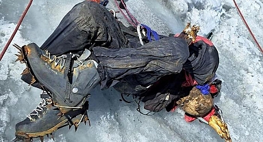 Buzulların çekilmesiyle ortaya çıktı! Kayıp dağcı 22 yıl sonra bulundu