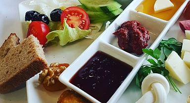 Küçükçekmece'de Sosyal Tesislerde Kahvaltı Fiyatları Uçtu!