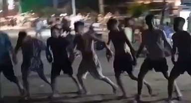 Mersin'de terör halayı! Skandal görüntüler sahil kenarından geldi: Terörist elebaşı için sloganlar attılar