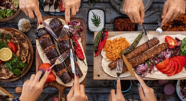 Rekabet sofralara da yansıdı, kazanan Kebap Oldu!