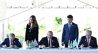 TDT Devlet Başkanları Gayrıresmi Zirvesi'nde Karabağ Deklarasyonu imzalandı
