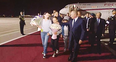 Ajan çocukları Rus olduklarını uçakta öğrendi