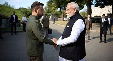 Hindistan Başbakanı Modi ile Ukrayna lideri Zelenski görüştü