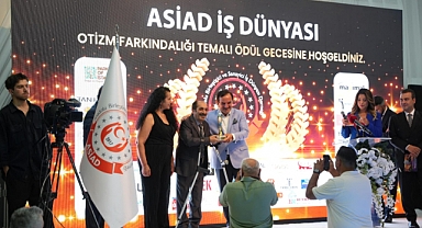 Mehmet Ali Gündoğdu ASİAD Ödül Töreninde Duygusal Anlar Yaşattı