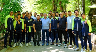 Küçükçekmece Sinop Spor'dan Sezon Öncesi Manevi Destek Ziyareti