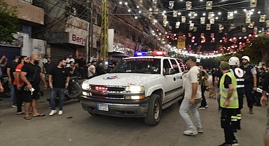 Beyrut'a saldıran İsrail 'OHAL' ilan etti!
