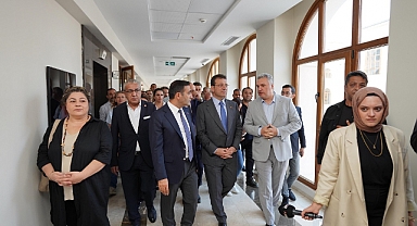 CHP (İBB) Başkanı Ekrem İmamoğlu Devletin Kaymakam'ına Kafamı tuttu.
