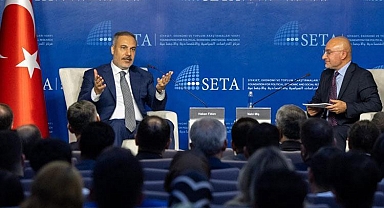 Dışişleri Bakanı Fidan SETA'nın misafiri oldu