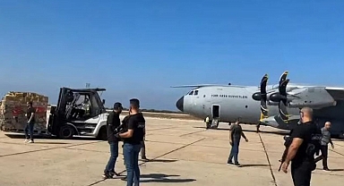 Türkiye'nin yardım uçağı Beyrut'ta