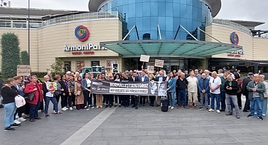 CHP Küçükçekmece İlçe Başkanlığı'ndan Gençler Üzerindeki Tehlikelere Dikkat Çeken Açıklama: 