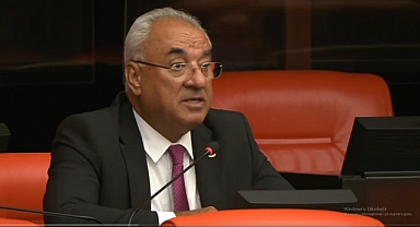 DSP Genel Başkanı Önder Aksakal: “Sığınmacı Sorunu Türkiye’nin Kamburu Olmayı Sürdürüyor”