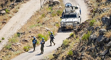 İsrail Lübnan’ın güneyinde BM gözlem kulesini yıktı