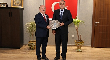 Küçükçekmece Dernekler Federasyonu'ndan Kaymakam Anteplioğlu'na Ziyaret