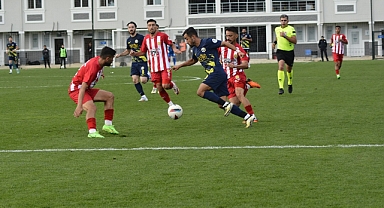 Küçükçekmece Sinopspor Liderlik Koltuğuna Yeniden Oturdu