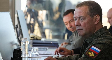 Medvedev'den Gürcistan çıkışı: Zurabişvili tutuklanmalı