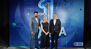 Türkiye’nin ilk dijital bankası Hayat Finans, 1 yaşında!