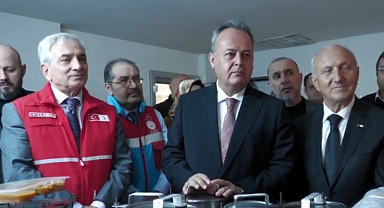 Beylikdüzü'nde İhtiyaç Sahiplerine Sıcak Yemek Hizmeti Başladı