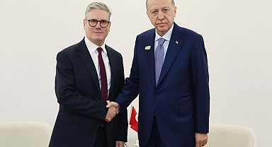 Cumhurbaşkanı Erdoğan'dan İngiltere Başbakanı Starmer ile önemli temas
