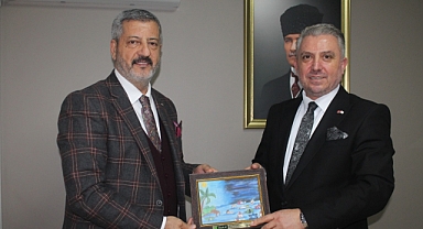 KSİAD'dan Yeşilay Küçükçekmece Şube Başkanı Hasan Değirmenci'ye Ziyaret