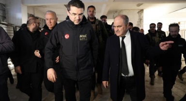 Şam Maslahatgüzarı çalışmalara başladı! Culani ve başbakan ile görüşecek