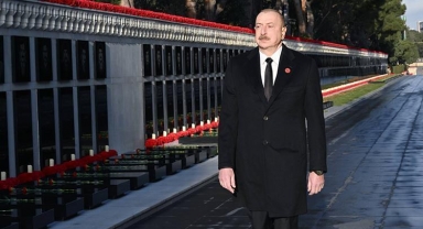 Azerbaycan'da 'Kanlı Ocak' şehitleri anıldı
