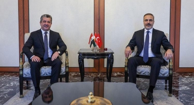Dışişleri Bakanı Hakan Fidan, IKBY Başbakanı Barzani ile görüştü