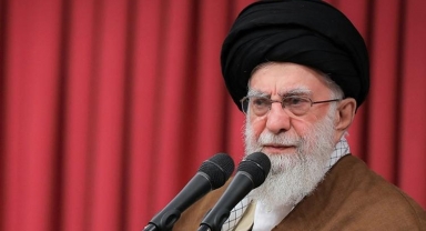 Hamaney'den hükümete ABD uyarısı: Kiminle muhatap olduğunuza dikkat edin