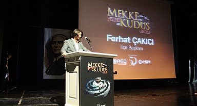 Küçükçekmece'de Mekke'nin Fethi ve Kudüs Gecesi Büyük Coşkuyla Kutlandı