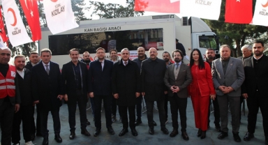 Küçükçekmece Kaymakamı Mustafa Anteplioğlu'nun desteğiyle,KAN Bağışı Kampanyası