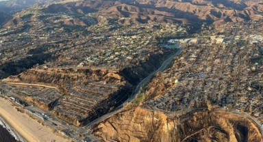 Los Angeles yangınlarında can kaybı 29'a yükseldi