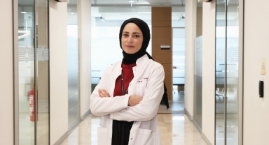 Sigara, ağız ve diş sağlığını birçok açıdan etkiliyor! İmplant tedavisinin başarısı, sigara kullanımına bağlı…  