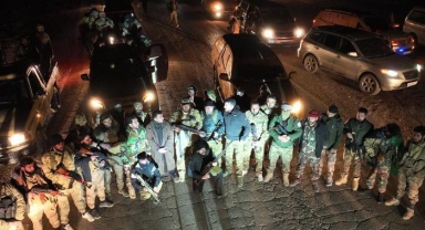 Türkiye’nin ‘askeri harekat yaparız’ çıkışı sonrası dikkat çeken hareketlilik! Alarma geçtiler; hepsi cephe hattına sevk edildi…