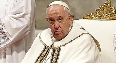Papa Franciscus bronşit tedavisi için hastaneye kaldırıldı