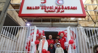 Türk Kızılay Halep’te Sevgi Mağazası Açtı