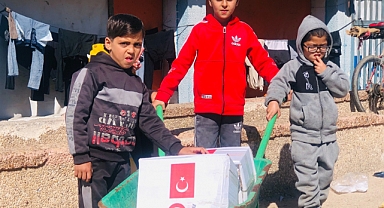 Türk Kızılay'ın Yardım Konvoyu Gazze'ye Ulaştı: 57 TIR'lık Destek Dağıtılıyor