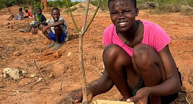 Bağcılar Belediyesi, Afrika’da yetimler için meyve bahçesi oluşturdu