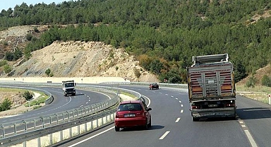 Bakanlık bayram tatilinin 9 güne çıkarılmasıyla alınan trafik tedbirlerini açıkladı