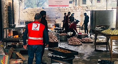 Gazze'de Yıkımın Gölgesinde Bir Ramazan: Türk Kızılay'dan 30 Bin Kişilik İftar