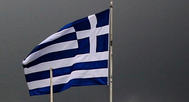 Yunanistan hükümetinde istifa depremi!
