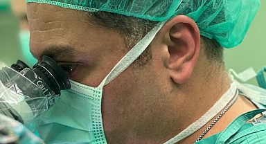 Baş Ağrınızı Hafife Almayın! Erken Teşhis ve Ameliyatsız Tedavi Hayat Kurtarıyor