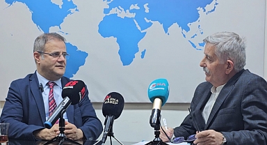 E5 Global Kurucusu Hakan Berktaş 2025 Mobilya Sektörü Raporunda nokta atışlar yaptı.