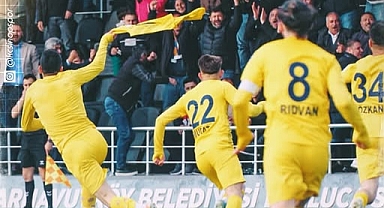 Küçükçekmece Sinopspor Tarihi Zaferle Finale Yükseldi!