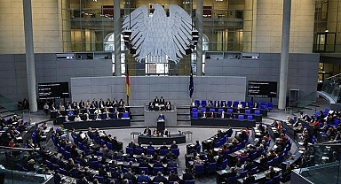 Almanya'da yeni hükümetin bakanları belli oldu