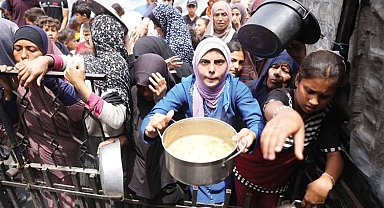 Dünyanın gözleri önünde İsrail aç bırakıyor bombalıyor, katlediyor: Gazze’yi yutma planı devrede