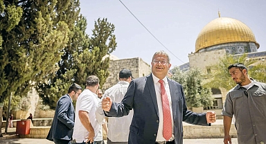 İsrailli aşırıcı Ben-Gvir tepki çekti... Bin kişiyle El Aksa’yı bastı