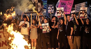 İsrailliler, Gazze'de ateşkes ve esirlerin geri getirilmesi talebiyle gösteri düzenledi