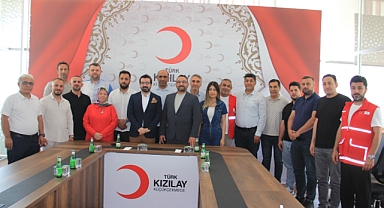 Av. Mustafa Umut Yalçın'dan Küçükçekmece Kızılay'a Ziyaret: