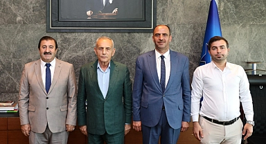 İstanbul Elektrik Teknisyenleri Odası Başkan Adayı Mustafa Soydan'dan Küçükçekmece Belediyesi'ne Ziyaret: "Elektrikçi Esnafının Sesi Olacağız"